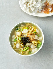 [시골보쌈과 감자옹심이] 감자 옹심이 칼국수 (2인분) - Kurly USA