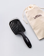 [웨신] 쓰담 플라핀 헤어브러쉬 & 파우치 세트 - Kurly USA