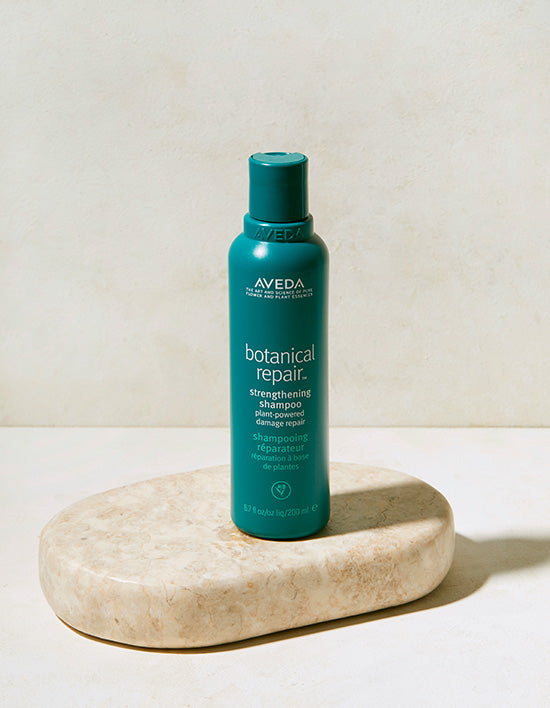 [아베다] 보태니컬 리페어™ 스트렝쓰닝 샴푸 200ml - Kurly USA