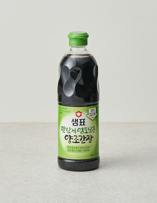 [샘표] 맛있게 염도낮은 양조간장 860ml - Kurly USA