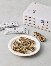 Master Kang Soy-Sesame Gangjeong Bars, 20 ct (강정바) | 콩깨강정바 (20g X 20개)