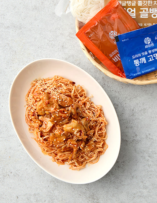 Seimen Spicy Sea Snail Noodles Packaging